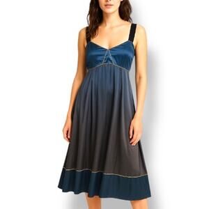 French Connection | Dresses | French Connection Scarlet Classic Feather Ruth Dress